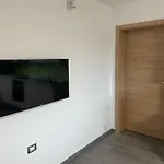 Valdi Apartman Tolmin