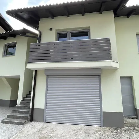 Apartman Valdi *